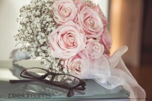 brautstrauss-brille-villa wall-bouquet-bride-braeutigam-neunrade-sauerland