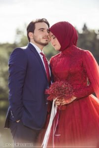 bootshaus-bootsfahrt-boot-paddel-braut-olpe-biggesee-kina-hochzeitsfotograf-olpe-pixeldreams-koeln-ballkleid-love-liebe