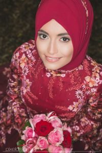 Hochzeitsfotograf-Siegen-Kreuztal-Gelbe Villa-Dreslers Park-Braut Braeutigam-Brautkleid-Henna-Hennaabend