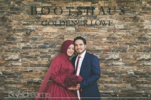 bootshaus-goldener-loewe-olpe-biggesee-kina-hochzeitsfotograf-olpe-pixeldreams-koeln-ballkleid