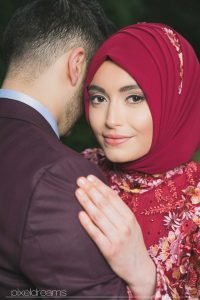 Hochzeitsfotograf-Siegen-Kreuztal-Gelbe Villa-Dreslers Park-Braut Braeutigam-Brautkleid-Henna-Hennaabend