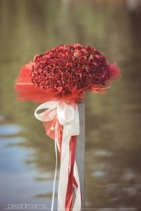 bootsfahrt-boot-paddel-braut-olpe-biggesee-kina-hochzeitsfotograf-olpe-pixeldreams-koeln-ballkleid