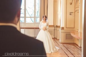 Saal Brautstrauss Brautpaar Braut Brautkleid Hochzeit Hochzeitsfoto Türkischer Hochzeitsfotograf Fotograf Stadthalle Wuppertal Pixeldreams