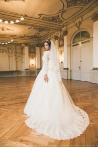 Hochzeitsfoto Stadthalle Wuppertal Braut Brautkleid Saal Hochzeitsfotograf Türkischer Hochzeitsfotograf Fotograf Hochzeit Pixeldreams