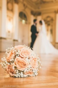 Saal Brautstrauss Blumenstrauss Brautgesteck Blumengesteck Bouqet Brautpaar Hochzeitsfoto Türkischer Hochzeitsfotograf Fotograf Stadthalle Wuppertal