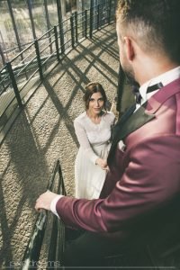 standesamt fotograf fotoshooting Luedenscheid Brautpaar liebe hochzeitsfotograf Geschichtsmuseum der Stadt Lüdenscheid Lokomotive hochzeitsfotos