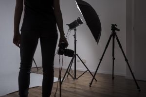 f im Fotostudio Existenzangst wegen Gesetz ueber Passfotos beim Amt-2